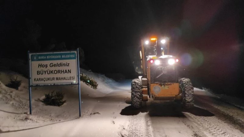 Bursa’da 24 saatte 455 mahalle yolunu ulaşıma açıldı
