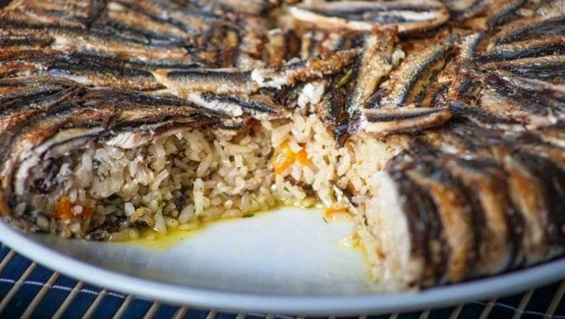 Hamsi ile pilavın muhteşem uyumu
