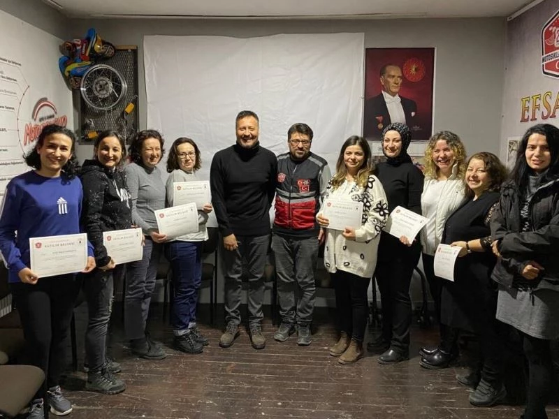 Eskişehirli motosiklet tutkunlarından aileler için sosyal sorumluluk projesi
