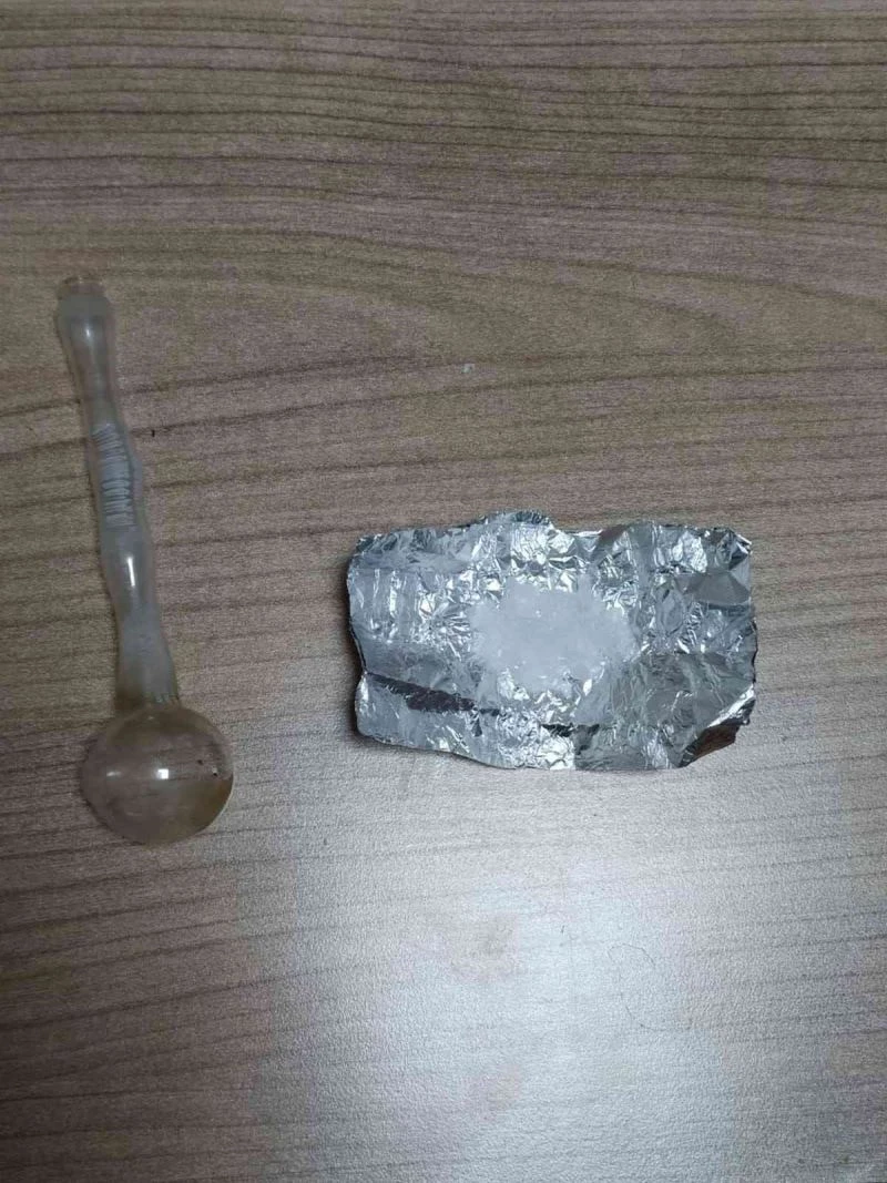 Mahalle ve çarşı bekçileri uyuşturucu ele geçirdi
