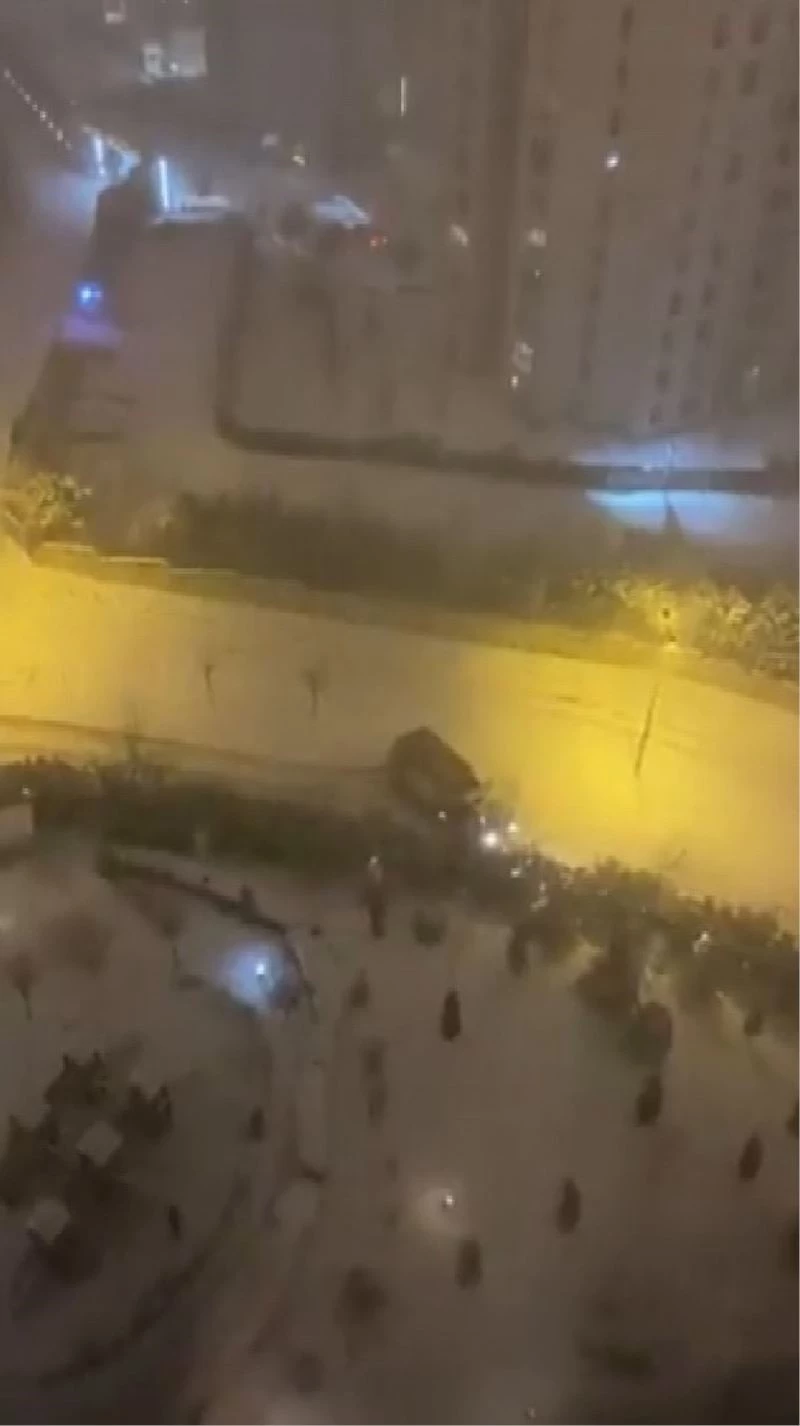 İstanbul’u Aybar vurdu: Araçlar kaza yaptı
