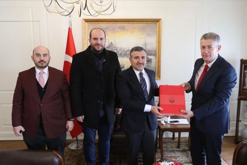 Hatay Devleti Resmi Gazetesi kitabı Düzce’de tanıtıldı
