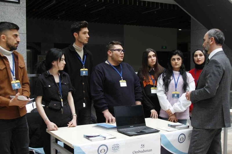 Öğrenci Toplulukları Tanıtım Günleri düzenledi
