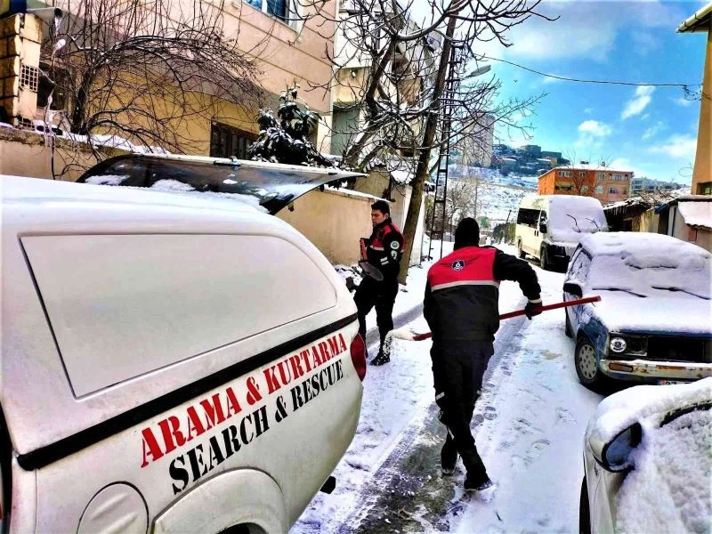 Maltepe Belediyesi ’’Kar Krizini’’ başarıyla yönetti
