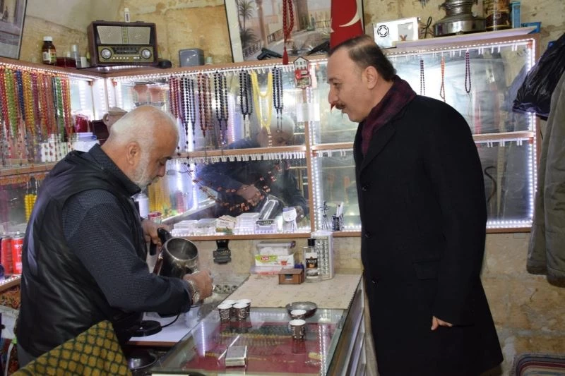 Vali Erin haftaya esnaf ziyaretiyle başladı
