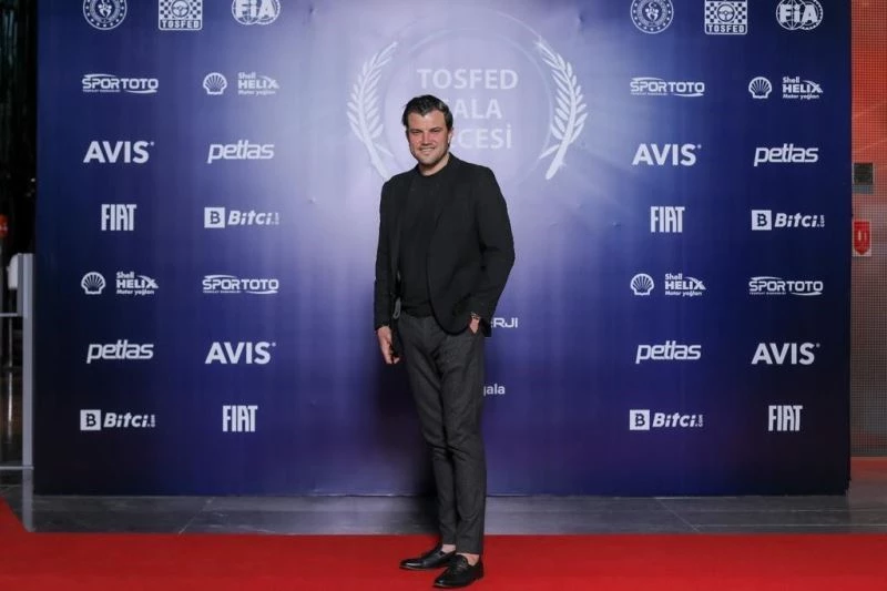 Kupa Tomurcuk Motors’un
