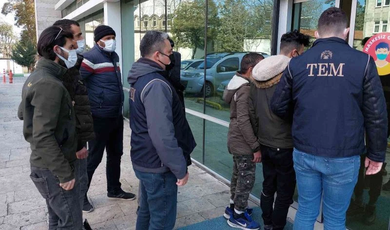 Samsun’da DEAŞ’tan 2 yabancıya daha sınır dışı
