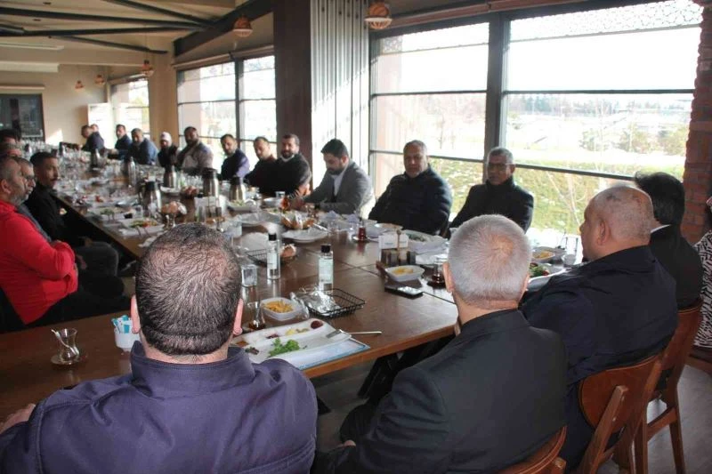 Roman derneklerinin temsilcileri toplantıda bir araya geldi
