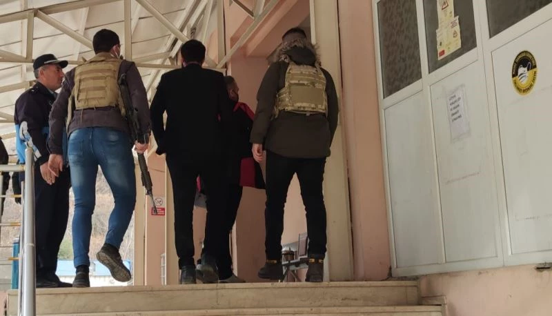 Uludere’de aranan 3 kişi yakalanarak tutuklandı
