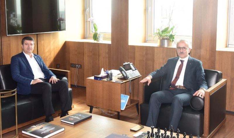 Milletvekili Tutdere, yol sorunlarını Genel Müdür Uraloğlu’na anlattı
