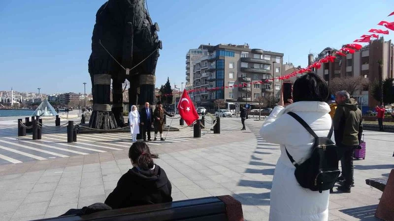 Şehitler için 508 bin adım atarak Çanakkale’ye geldi
