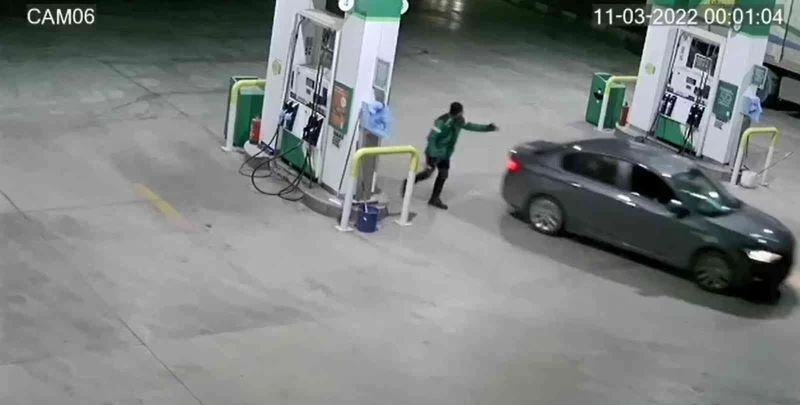 Aracının deposunu doldurup kaçan şüpheliler yakalandı
