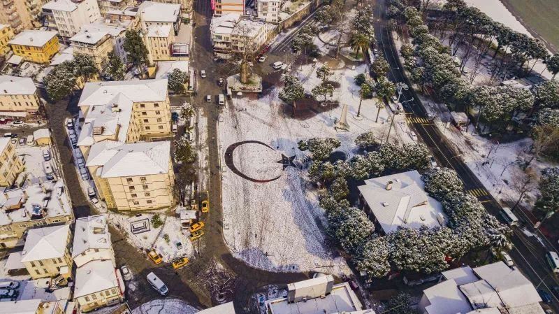 Belediye çalışanlarından anlamlı figür
