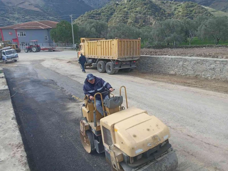 Nazilli Belediyesi Demirciler’de çalışmalara hız verdi
