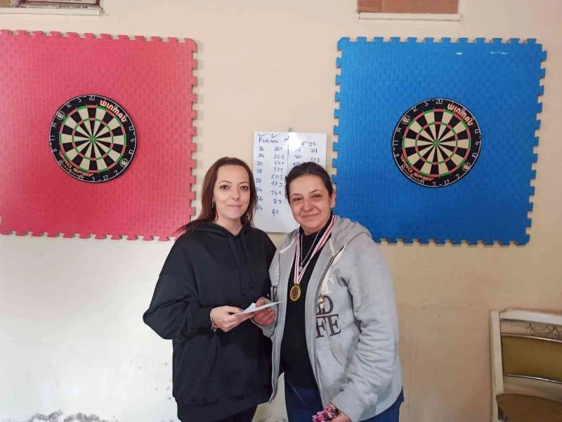 Dart turnuvası düzenlendi
