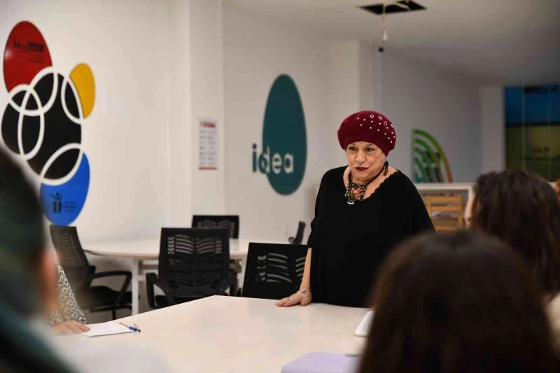 Işıl Özgentürk ile 