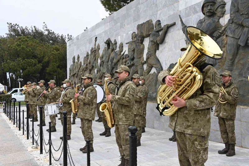 Şehitler Abidesi’nde 18 Mart tören provası gerçekleştirildi
