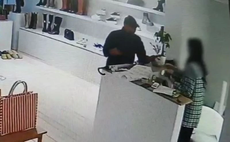 Esnafı çileden çıkartan, polisi bile yöntemiyle hayrete düşüren beleşçi dolandırıcı yakalandı
