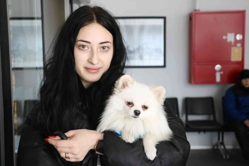 Savaştan kaçarak Türkiye’ye gelen genç kız annesini Kiev’de bırakmak zorunda kaldı
