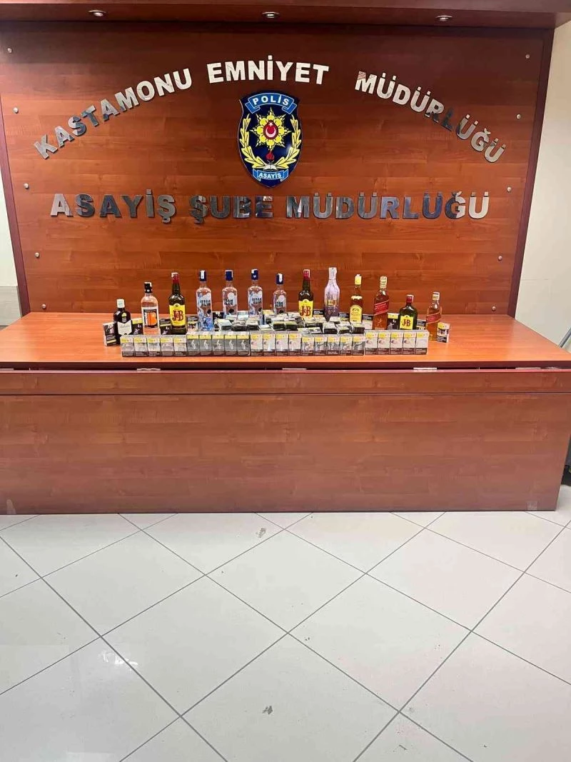 Büfeden sigara ve alkol çalan şahıslar yakayı ele verdi: 2 gözaltı
