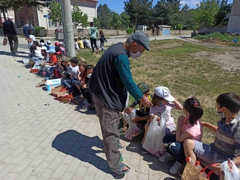 Yıllardır süregelen kandil geleneği

