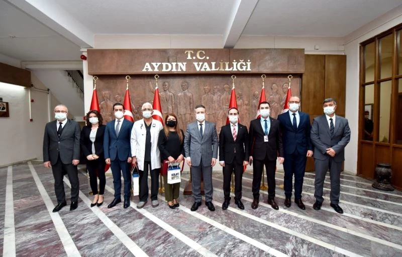 Aydın’da yılın doktoru ve hemşiresi belirlendi
