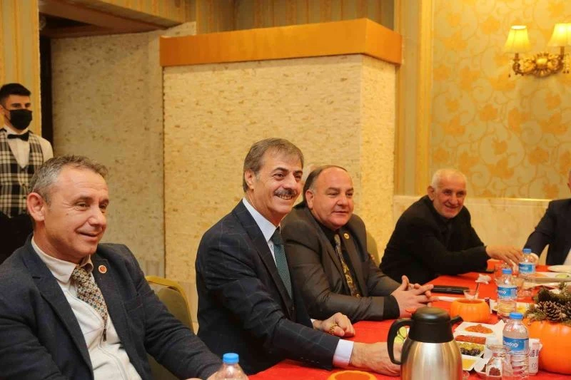 Başkan Alemdar, muhtarlarla bir araya geldi
