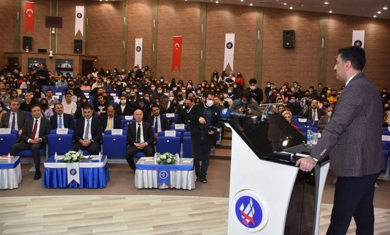 Vali Tekbıyıkoğlu: 