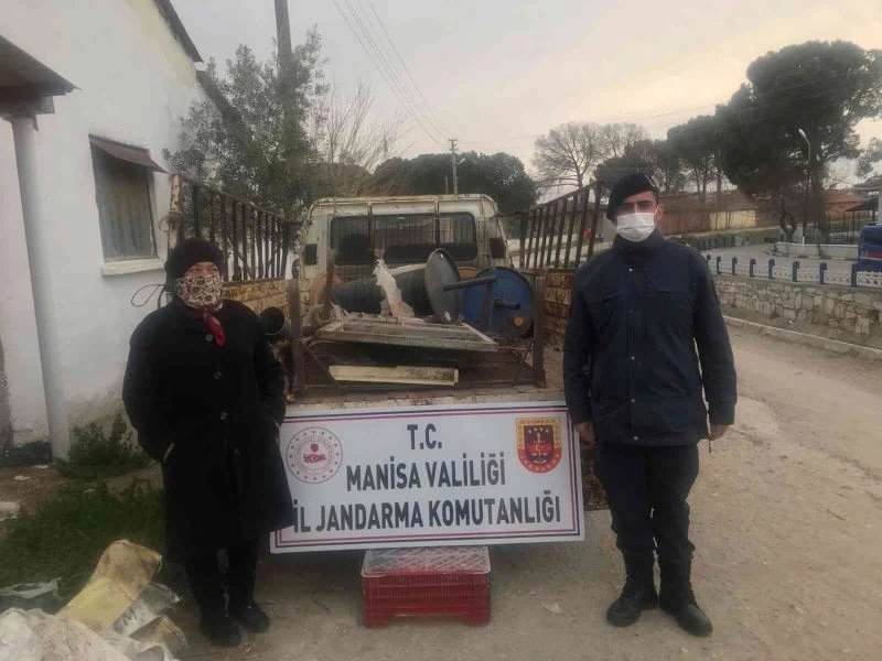 Manisa’da bağ evinden hırsızlığa 3 tutuklama
