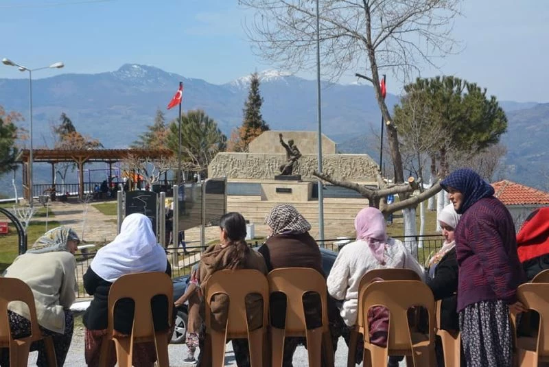 Karatepe Şehitleri dualarla anıldı
