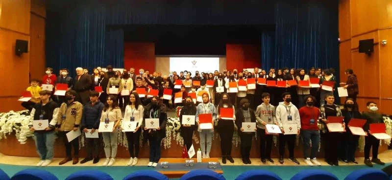 Samsunlu öğrenciler 12 kategorinin 6’sında 1.’lik kazandı
