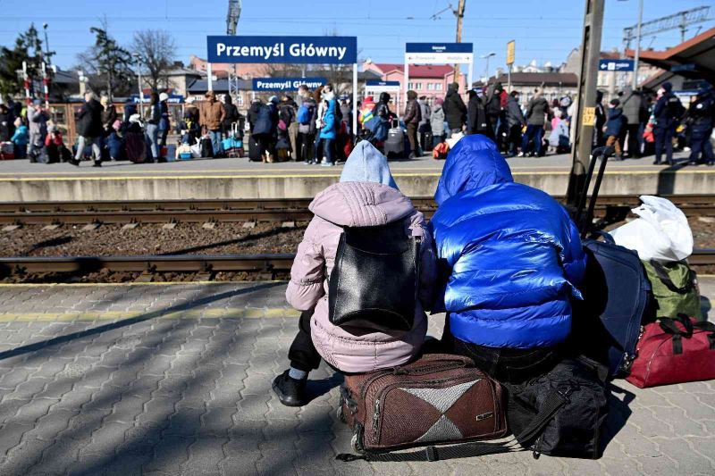 Polonya’ya geçen Ukraynalı mültecilerin sayısı 2 milyonu aştı
