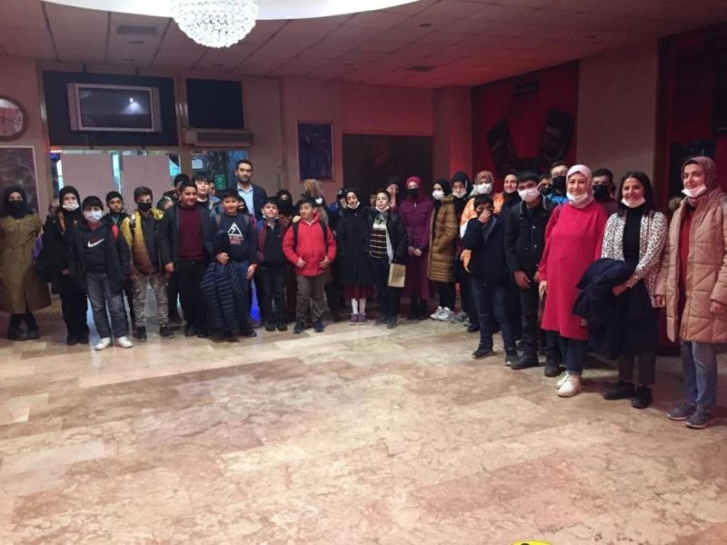 Malatya’da öğrenciler ‘İyi ki varsın Eren’ filmini izledi
