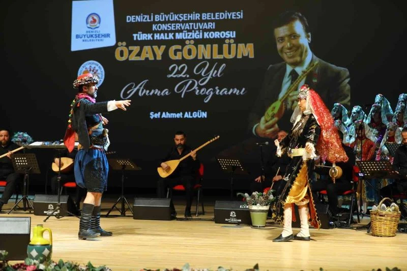 Özay Gönlüm, vefatının 22. yılında unutulmadı
