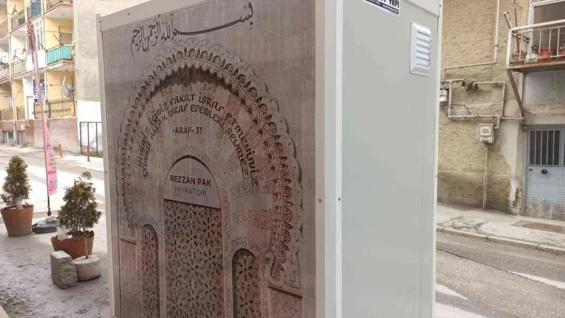 Kimse ne olduğunu bilmiyor
