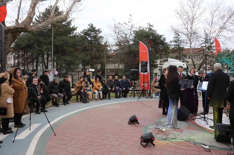 Gürsulular Yeşilçam şarkılarıyla nostaljiye yolculuk etti
