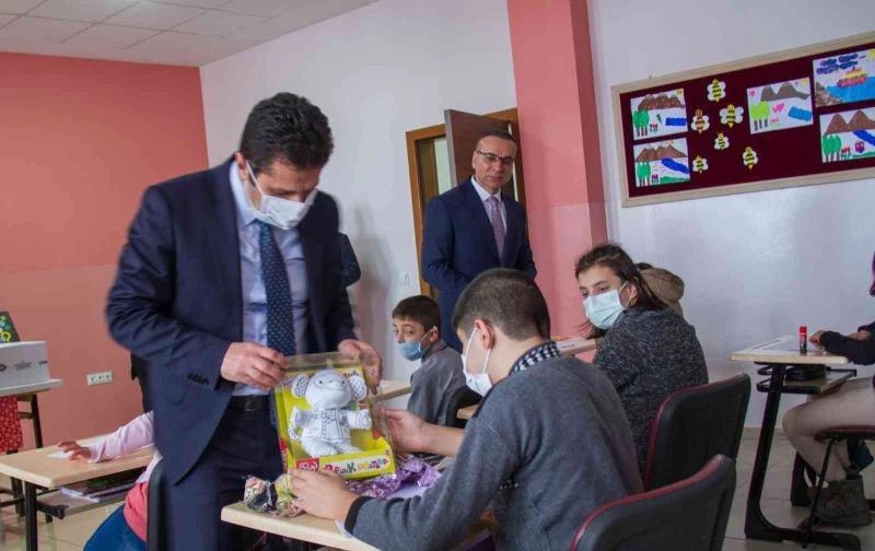 Özel çocuklara özel materyaller
