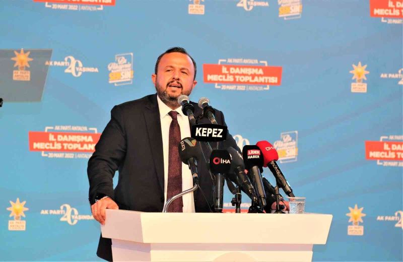 AK Parti İl Başkanı Taş: “20 yıldır milletimizin yetki verdiği bir lideri 6 kişi bir araya gelip yıkamazsınız”
