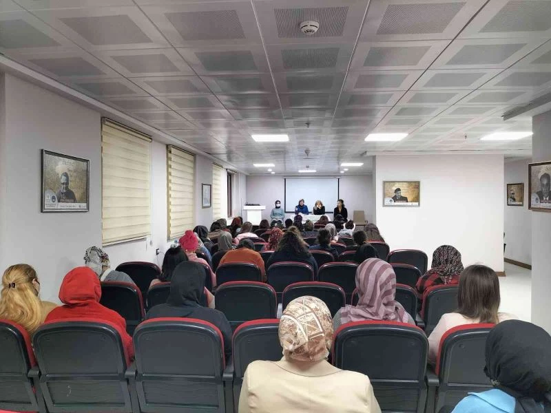 Yurtta kalan öğrencilerin talepleri dinlendi
