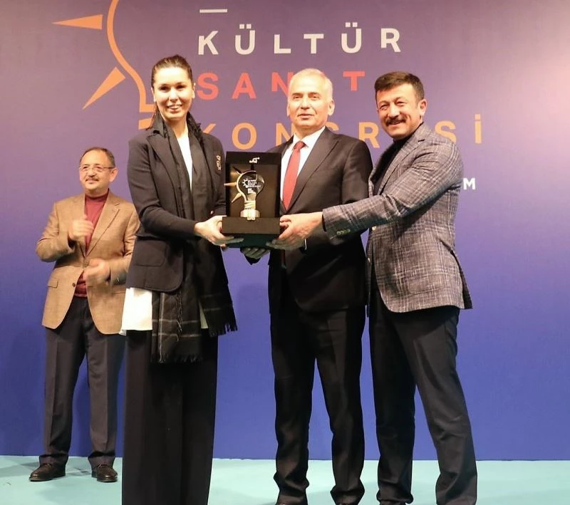 Denizli ’Yılın En İyi Tematik Etkinlik’  ödülünün sahibi oldu
