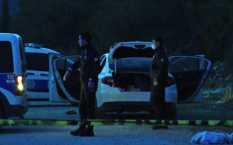 Otomobilin bagajında kanlar içinde bulunan adamın ölüm nedeni belli oldu
