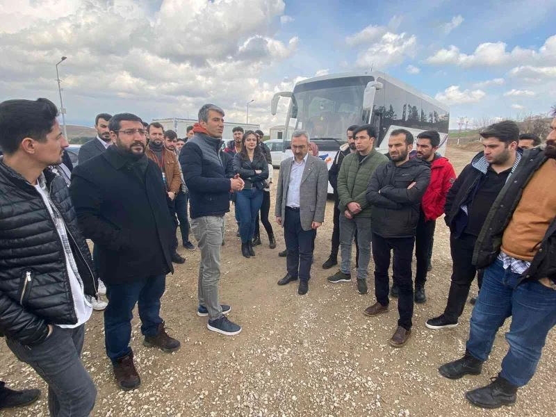 Üniversite öğrencileri asfalt plentini inceledi
