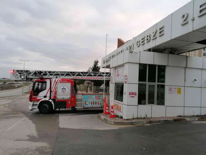 Duman gören vatandaşlar itfaiyeyi harekete geçirdi
