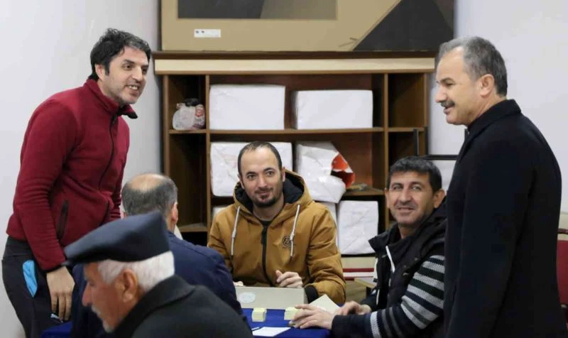 Başkan Kılınç’tan, Karapınar Mahallesi esnafına ziyaret
