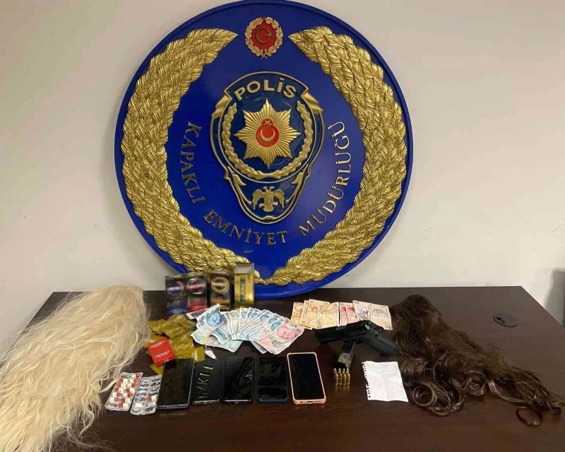 Sosyal medyadan fuhuş organize eden çeteye operasyon: 5 gözaltı
