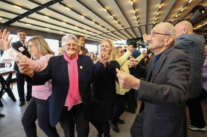 Huzurevi sakinlerinin eğlence dolu günü

