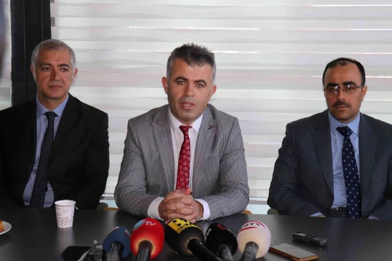 TÖTM Başhekimi Adil Başkıran basınla bir araya geldi
