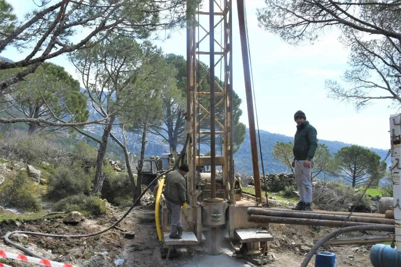 Milas Sakarkaya’da içme suyu için sondaj çalışması başlatıldı
