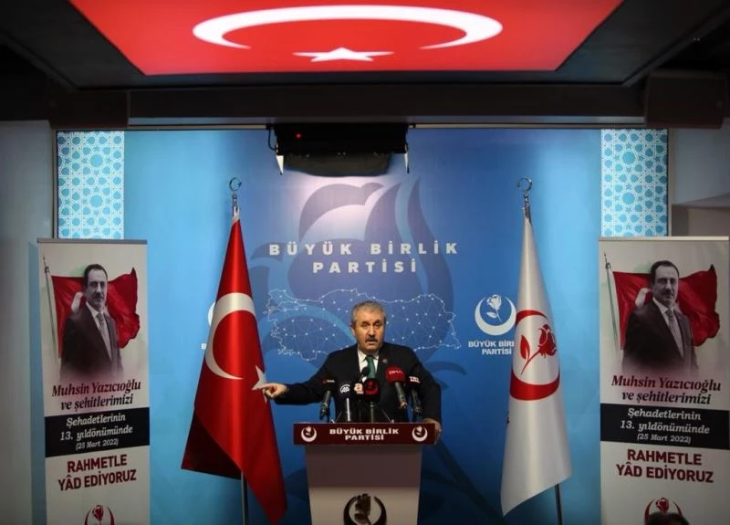 BBP Genel Başkanı Destici: “Şiddet mağduru kadınlara baro tarafından ücretsiz avukat görevlendirilecek”
