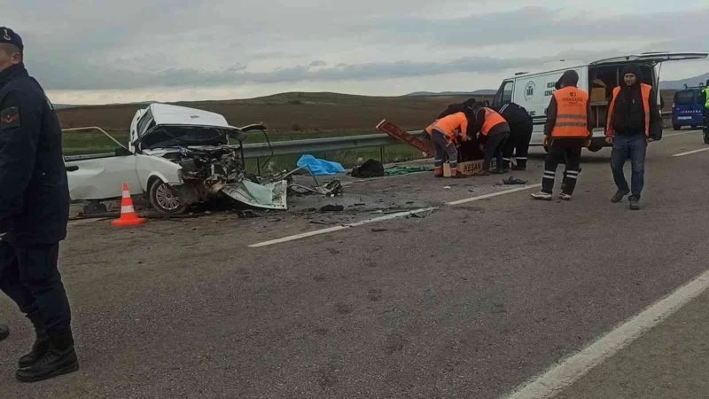 Keşan-Enez karayolunda kaza: 1 ölü 2 yaralı
